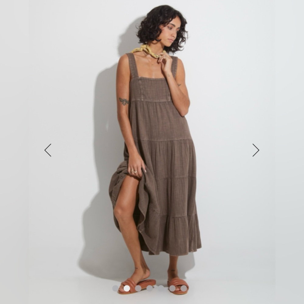 Billabong Linda Midi Dress in Aloha